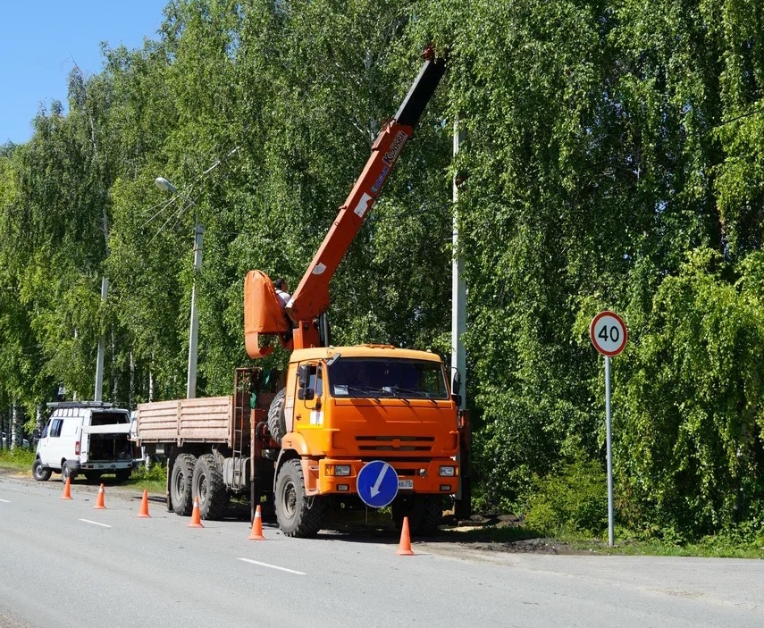 На шести транзитных участках автодорог Ульяновской области проводится устройство освещения